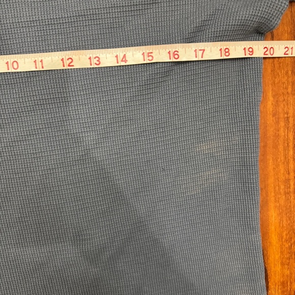 Hm Slim Fit Thermal Shirt Size Medium - Picture 6 of 9